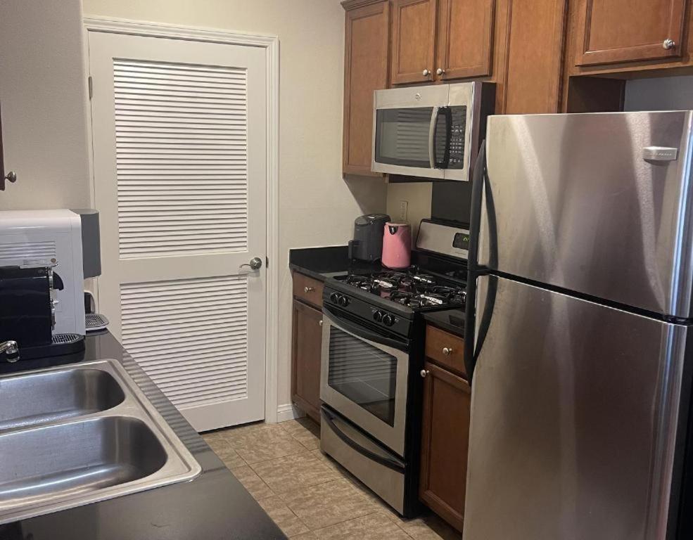 La Sunshine House-Pool, Sauna And Free Parking Apartment Los Angeles Bagian luar foto
